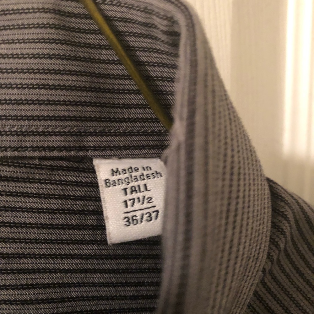 Long sleeve button down - Picture 3 of 3